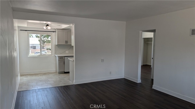 315 S Pine - Photo 1