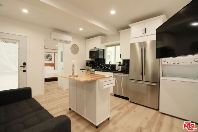 9040 Phyllis Avenue - Photo 1