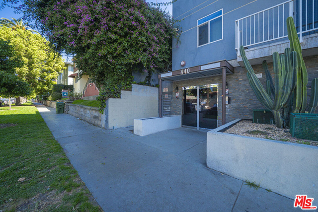 440 S Occidental Boulevard - Photo 1