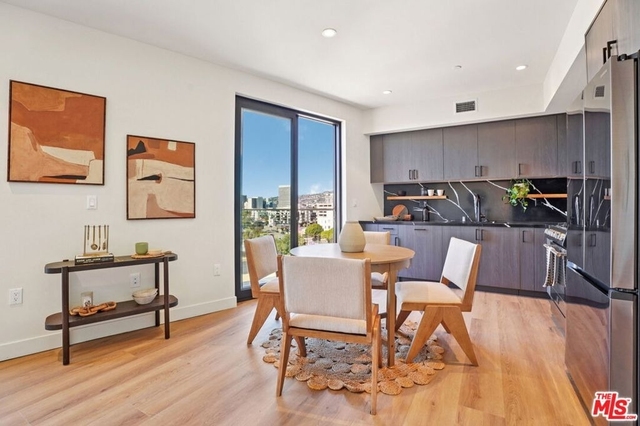 1110 S Spaulding Avenue - Photo 1