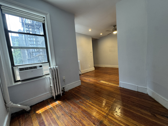 236 East 78th Street, New York - Photo 1