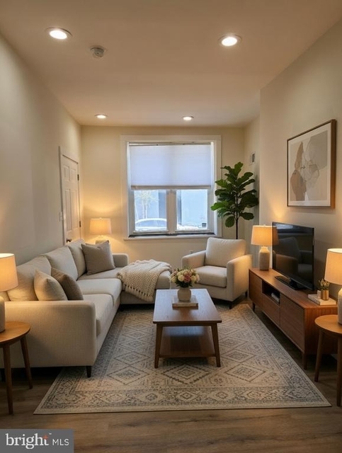 1558 N Randolph Street - Photo 1