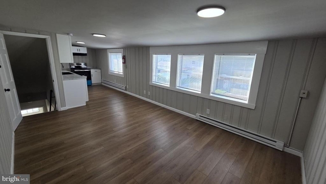 13 W Lake Avenue - Photo 1