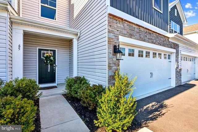 65 Morley Boulevard - Photo 1