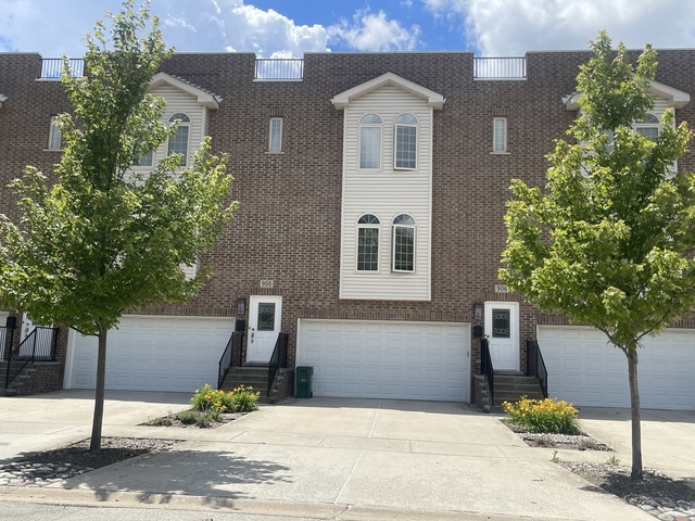 908 East Street - Photo 1