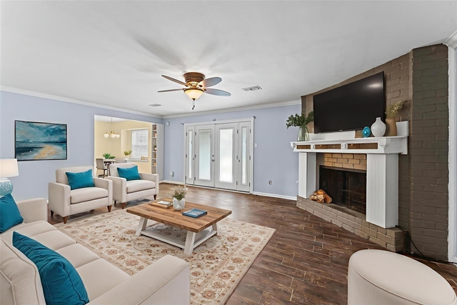 427 Whitecap Drive - Photo 1