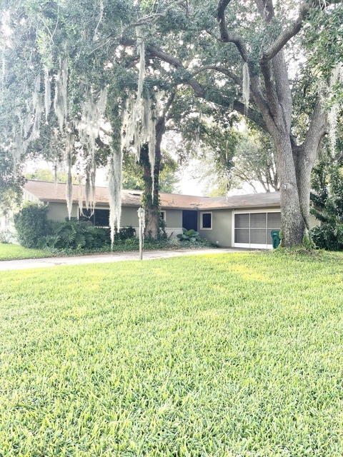 3025 Briarwood Lane - Photo 1