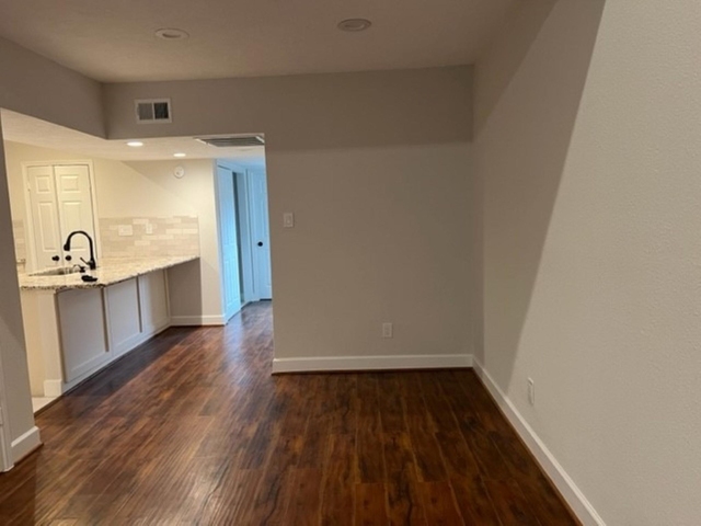 967 Memorial Village Drive - Photo 1