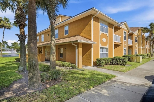 4600 E Moody Boulevard - Photo 1