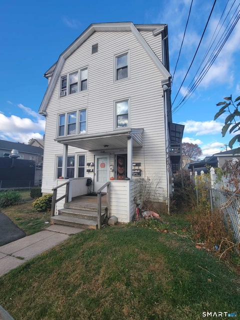 1048 Broad Street - Photo 1