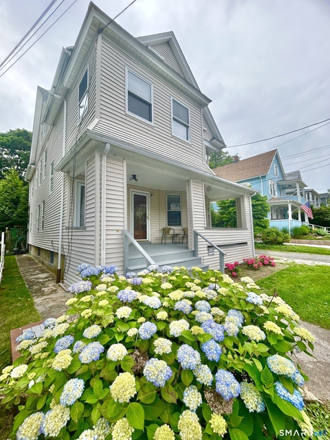 59 Morehouse Street - Photo 1
