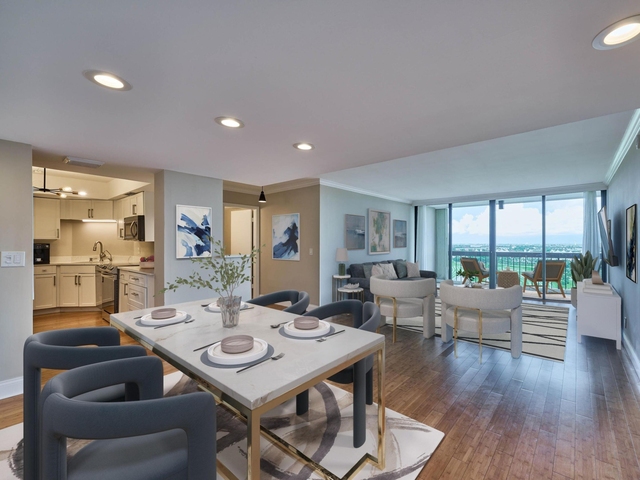 2425 Presidential Way - Photo 1