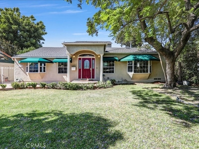 1315 W Valleyheart - Photo 1