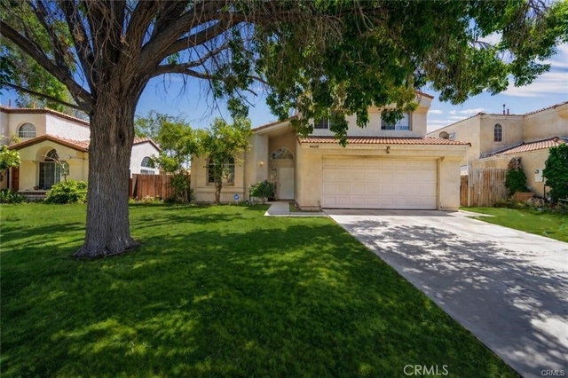 44920 Calston Avenue - Photo 1