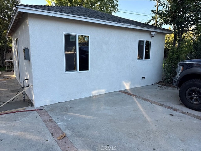 8913 Rathburn Avenue - Photo 1