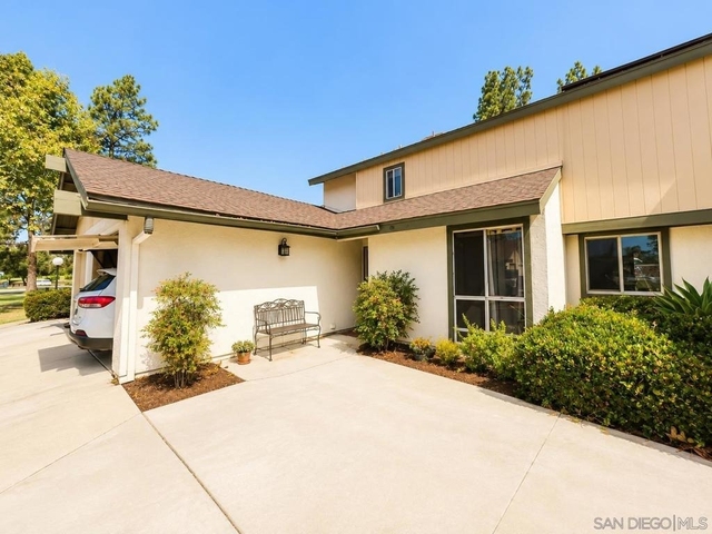 505 Smoketree Gln - Photo 1