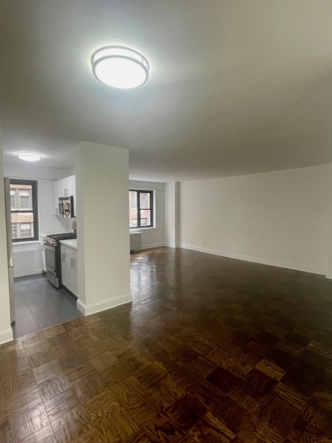 405 East 56th Street - Photo 1