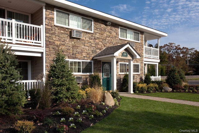 72 Johnson Avenue - Photo 1