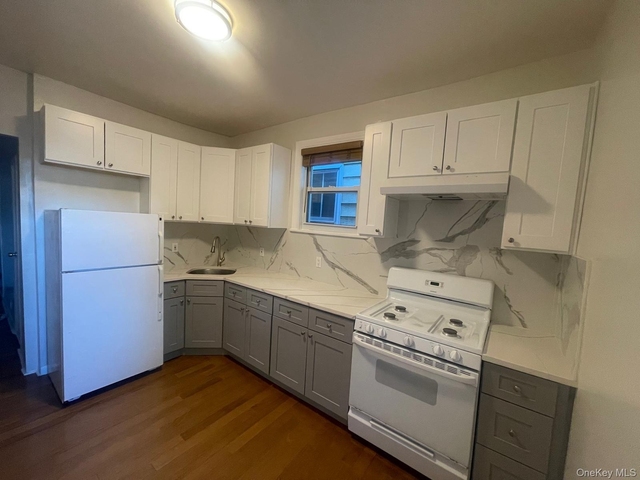 8513 89th Street - Photo 1