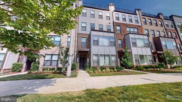 13637 Dulles Technology Drive - Photo 1