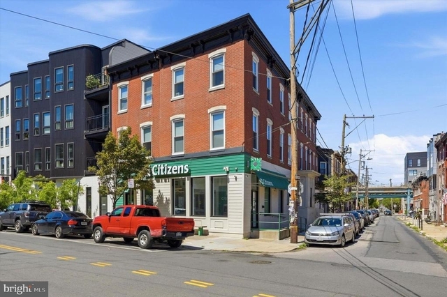 1546 Frankford Avenue - Photo 1