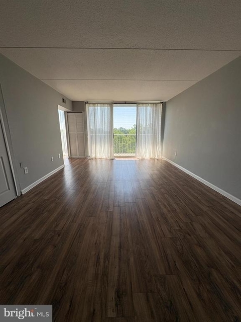 611 Playa Del Sol - Photo 1