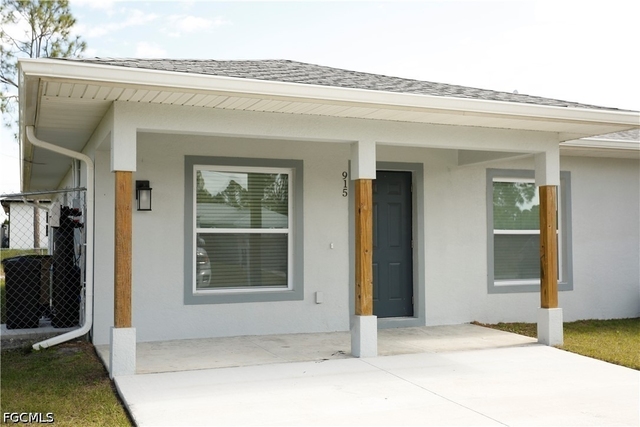 917 Graystone Avenue - Photo 1
