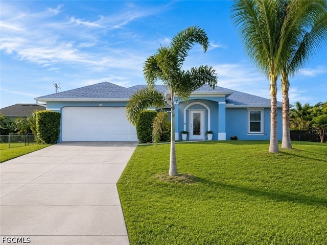 925 Sw 31st Street - Photo 1