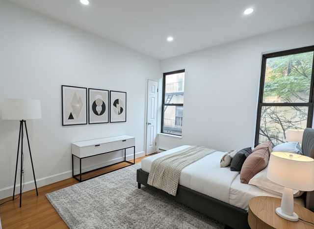 8 West 108th Street - Photo 1