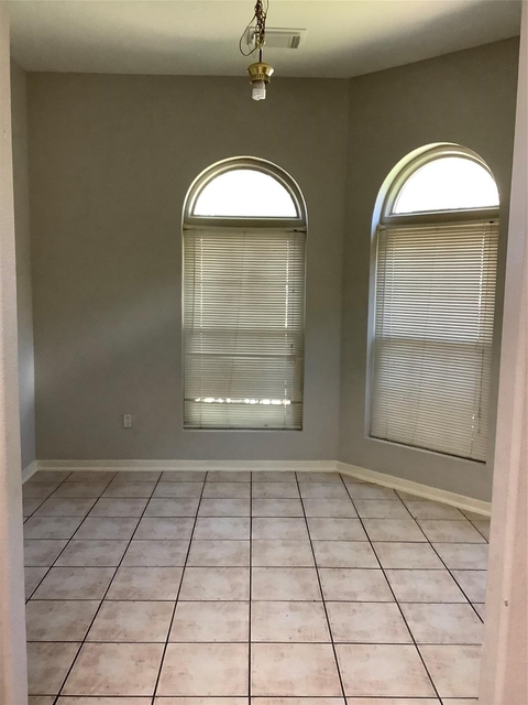 18215 Major Glen Circle - Photo 1