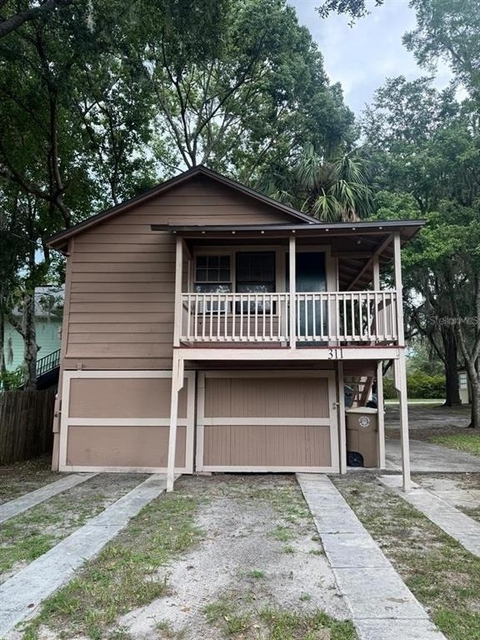 311 Ne Sanchez Avenue - Photo 1