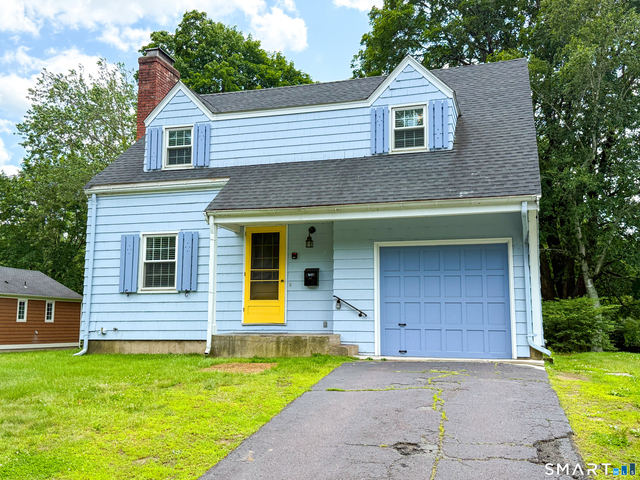 1657 Farmington Avenue - Photo 1