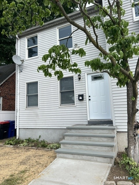 16 Harriet Street - Photo 1