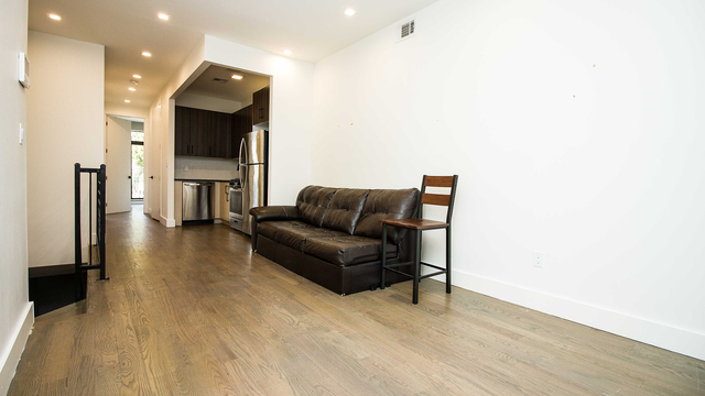 20-25 Grove St - Photo 1