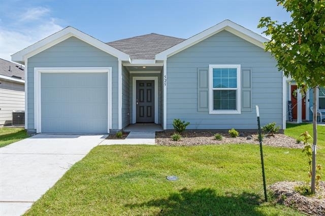 525 Dashwood Drive - Photo 1