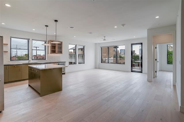 309 W Daggett Avenue - Photo 1