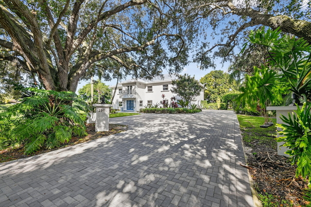 2900 Greenbriar Boulevard - Photo 1