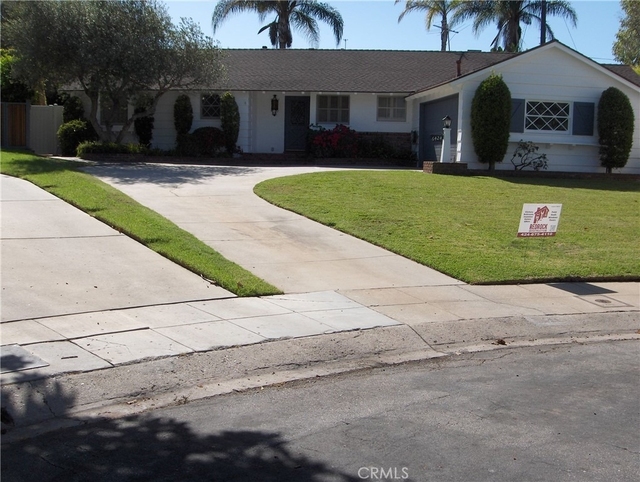 6424 Hedding St. - Photo 1