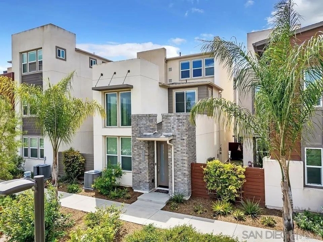 2344 Element Way - Photo 1