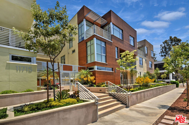 11715 W Bellagio Road - Photo 1