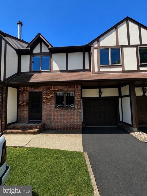 3 Cambridge Drive - Photo 1