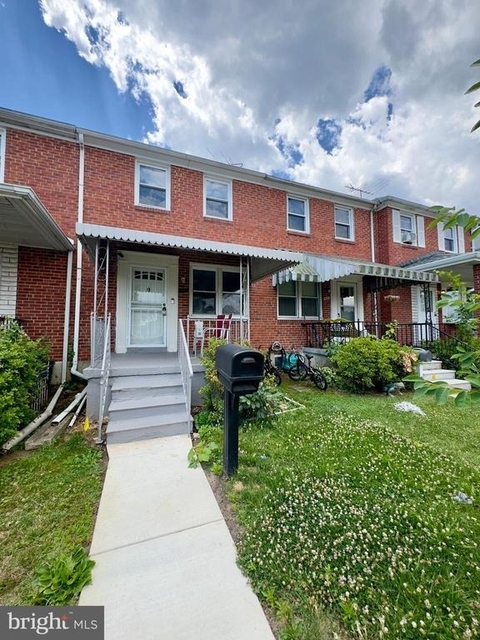 433 Oakwood Road - Photo 1