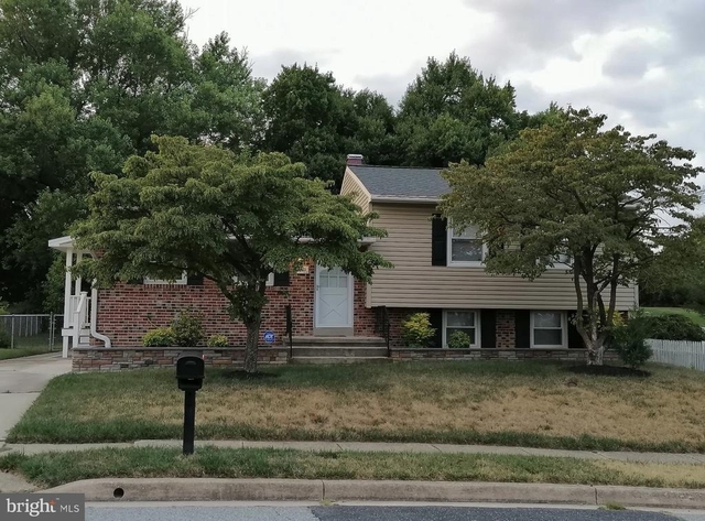 4722 Vicky Road - Photo 1