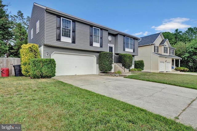 350 Long Meadow Way - Photo 1