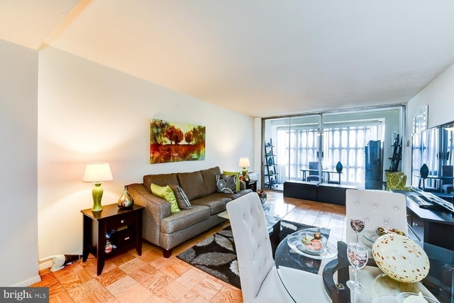 1311 Delaware Avenue Sw - Photo 1