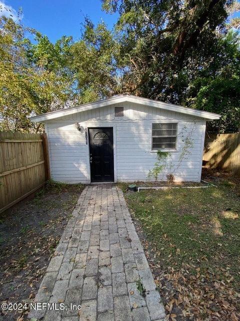 4803 Lexington Avenue - Photo 1