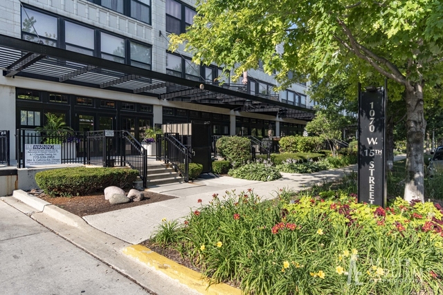1070 W 15th Street - Photo 1