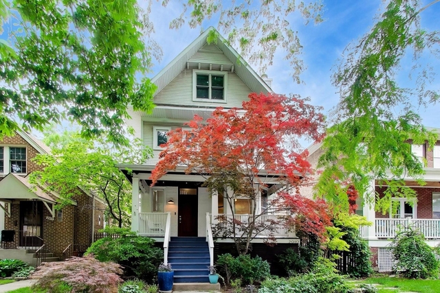 2010 W Bradley Place - Photo 1