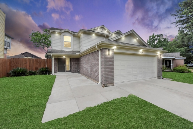 5035 E Pagewick Drive - Photo 1