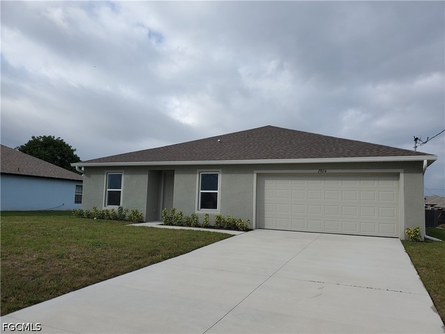 2824 Ne 3rd Avenue - Photo 1